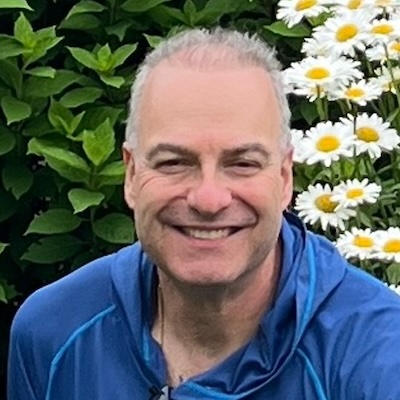 Danny Berg - square headshot Beth Glosten